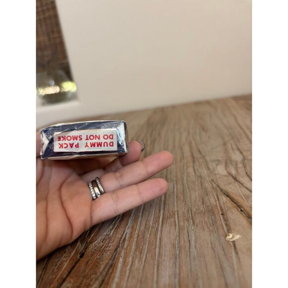 Vintage pack of Kent III cigarettes "Ultra Low Tar" DUMMY Unopened Package - Picture 5 of 5